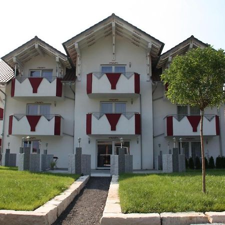 Zum Kreuzritter Aparthotel Wuestenrot Exterior foto